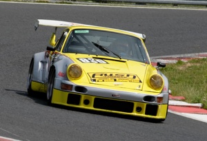 ポルシェレーシングチーム 930 RUSH クイックシルバー QS ドバイ24時間 ポルシェ964 カレラ4 ベース 参戦車両